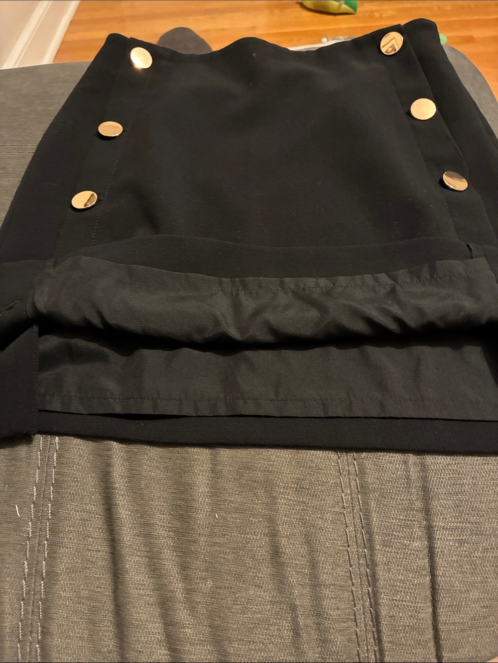 Ann Taylor LOFT Black Sailor Style Skirt w Gold Tone Buttons - Picture 5 of 7